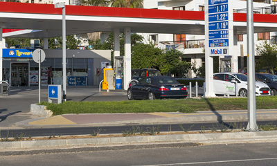GarageNEW.jpg
